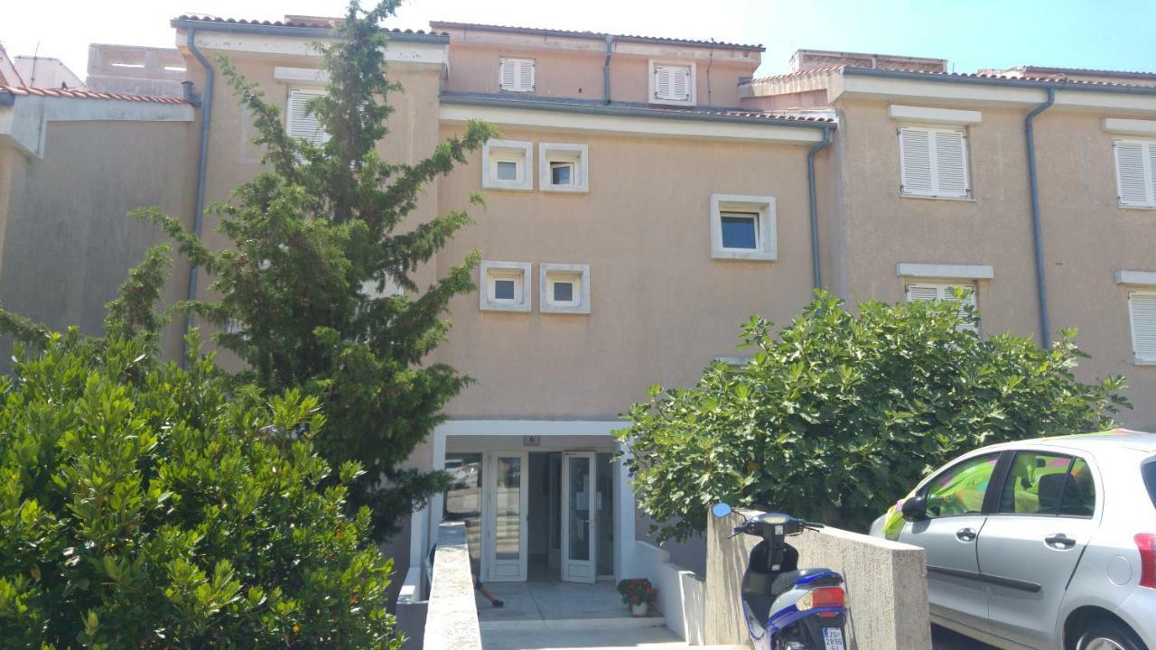 Studio Apartment Novi Vinodolski Kültér fotó